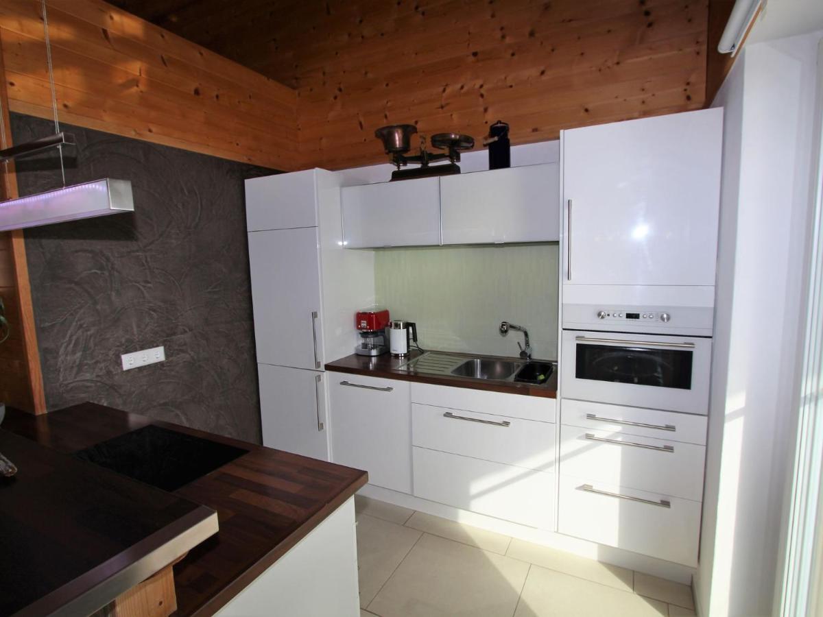 Apartment Directly On Lake Ossiach In Carinthia Stockelweingarten Kültér fotó