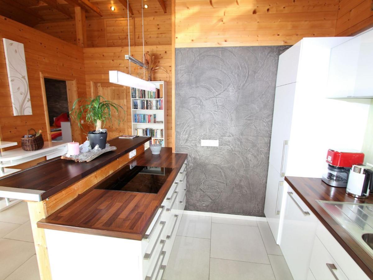 Apartment Directly On Lake Ossiach In Carinthia Stockelweingarten Kültér fotó